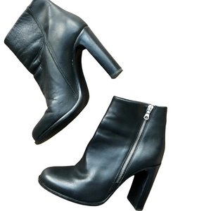 Rag & Bone Black Avery Boots with Chunky Heel size 9.5 Genuine Leather